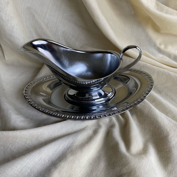 Irvinware Silverplate Gravy Sauce Boat With Underplate Made In USA Vintage - Picture 3 of 11